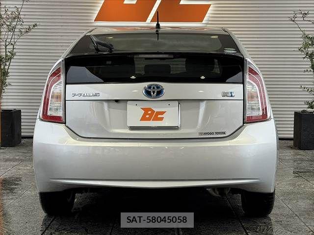 Toyota PRIUS 2014-06 7251962-12
