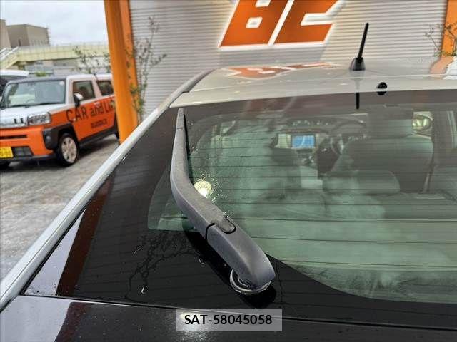 Toyota PRIUS 2014-06 7251962-28