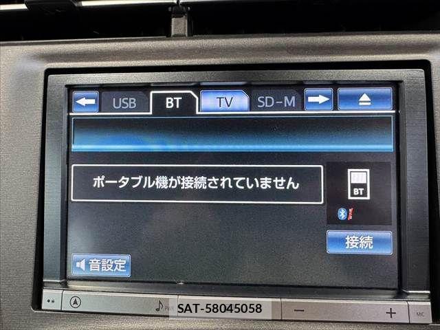 Toyota PRIUS 2014-06 7251962-3