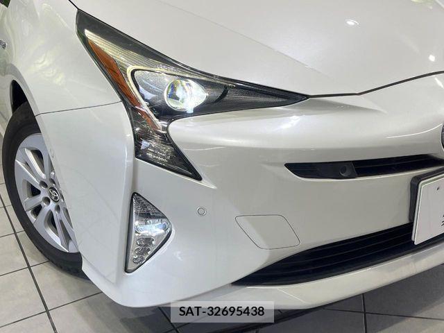 Toyota PRIUS 2018-01 7250348-11