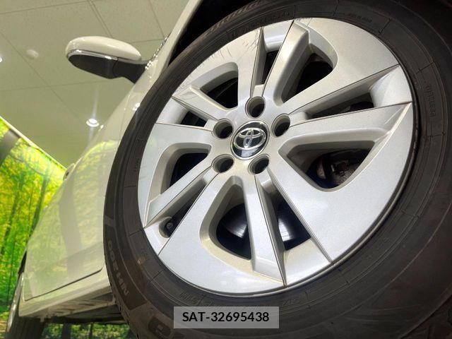 Toyota PRIUS 2018-01 7250348-12