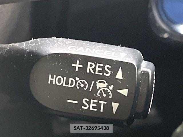 Toyota PRIUS 2018-01 7250348-5