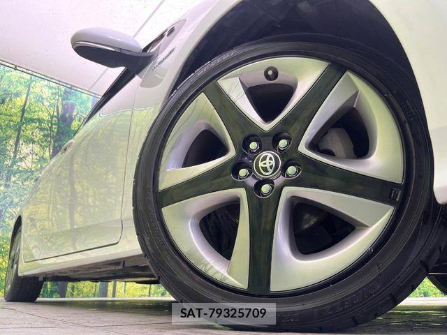 Toyota PRIUS 2019-05 7251950-12
