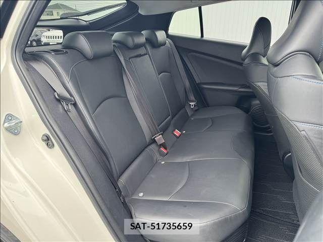 Toyota PRIUS 2016-04 7251952-9