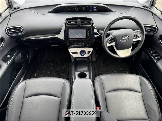 Toyota PRIUS 2016-04 7251952-1