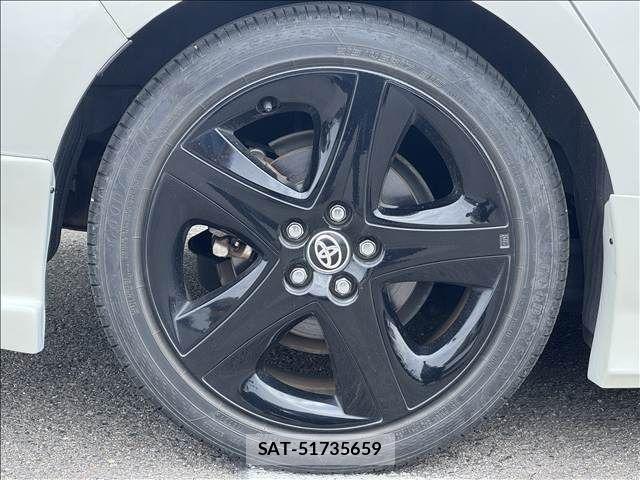 Toyota PRIUS 2016-04 7251952-7