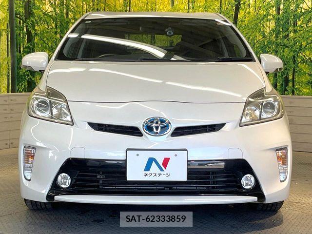 Toyota PRIUS 2012-09 7272735-13