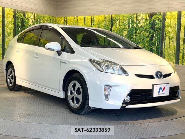Toyota PRIUS 2012-09 7272735-15