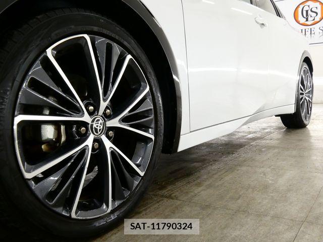 Toyota PRIUS 2023-04 7272716-10