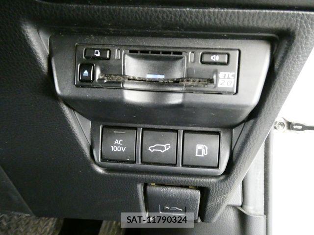 Toyota PRIUS 2023-04 7272716-20