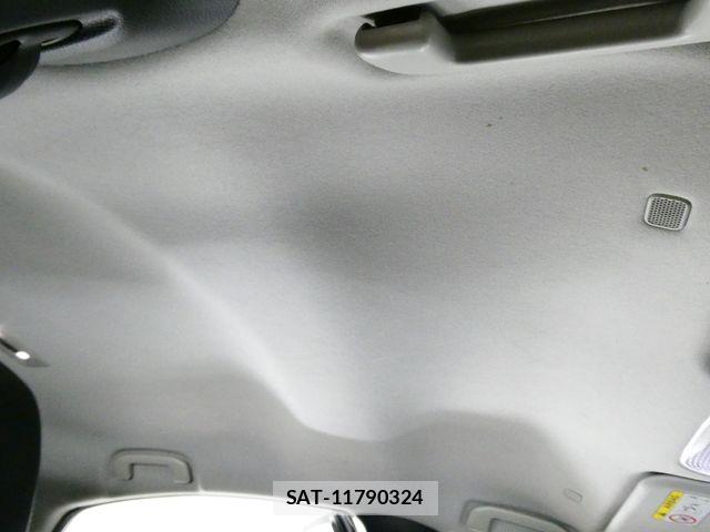 Toyota PRIUS 2023-04 7272716-28
