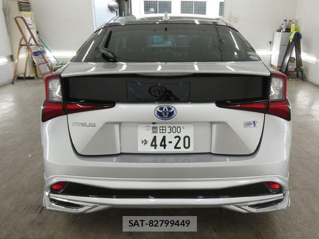 Toyota PRIUS 2019-08 7272722-4