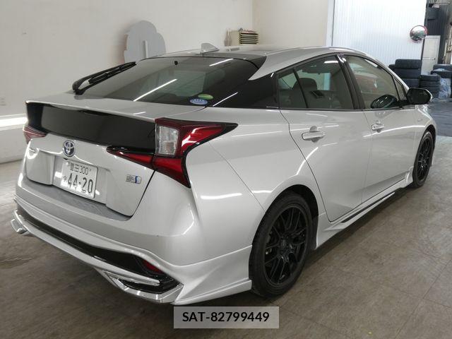 Toyota PRIUS 2019-08 7272722-5