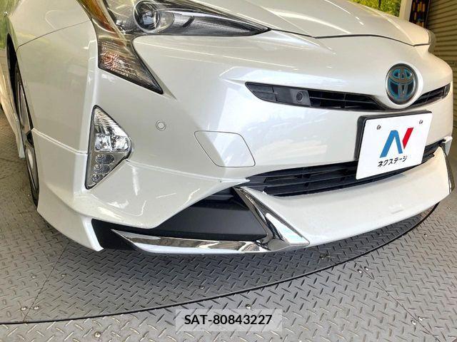 Toyota PRIUS 2017-05 7272718-2