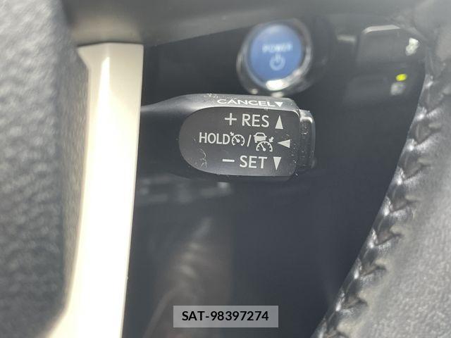 Toyota PRIUS 2016-03 7272732-22