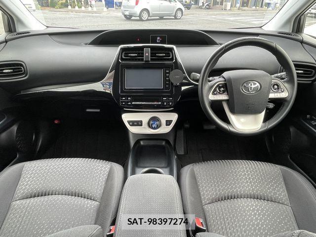 Toyota PRIUS 2016-03 7272732-2