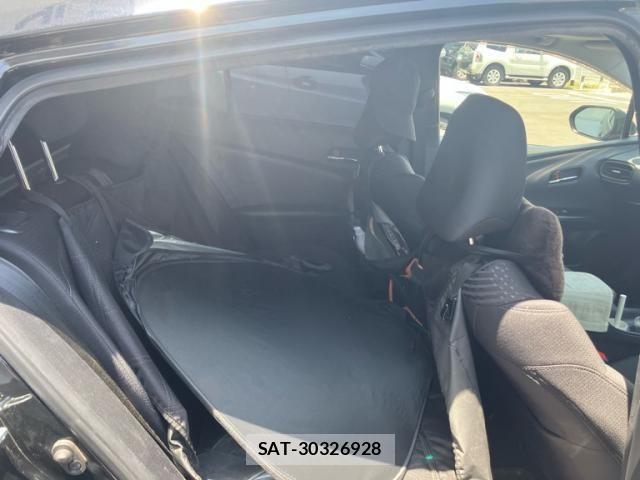 Toyota PRIUS 2017-10 7272727-10