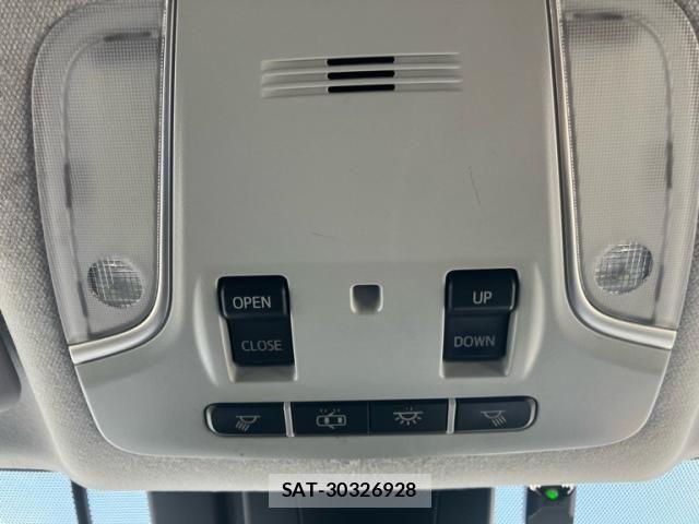Toyota PRIUS 2017-10 7272727-18