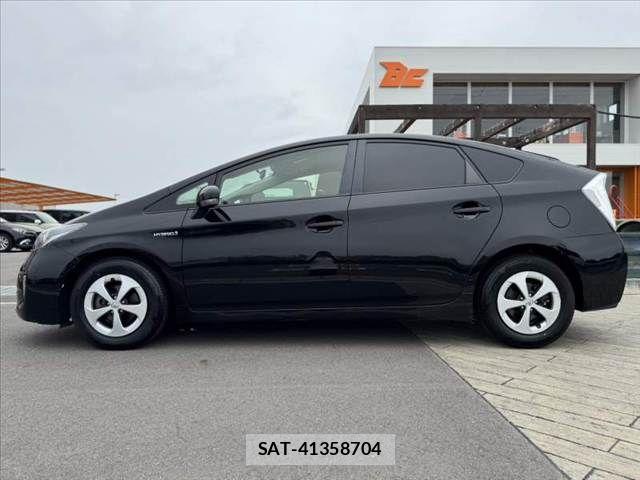 Toyota PRIUS 2014-01 7272737-10