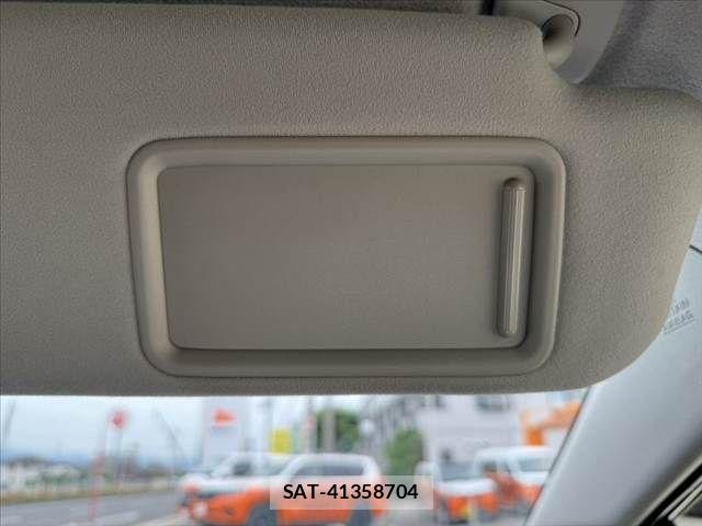 Toyota PRIUS 2014-01 7272737-29