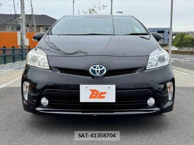 Toyota PRIUS 2014-01 7272737-8