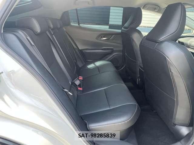 Toyota PRIUS 2023-05 7272715-11