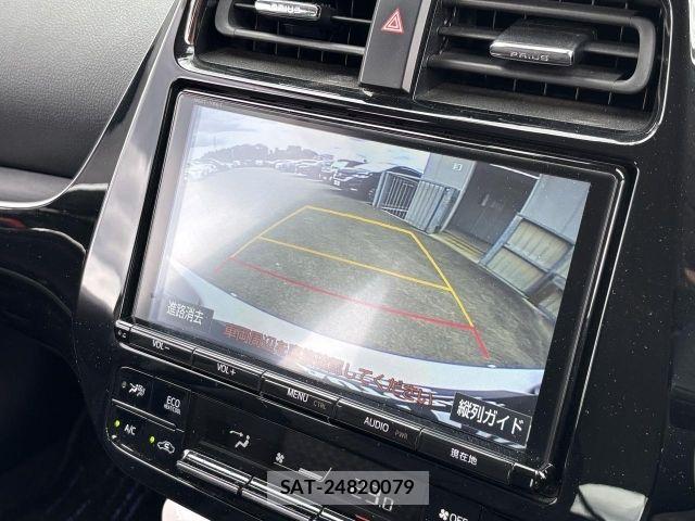 Toyota PRIUS 2018-02 7272726-16