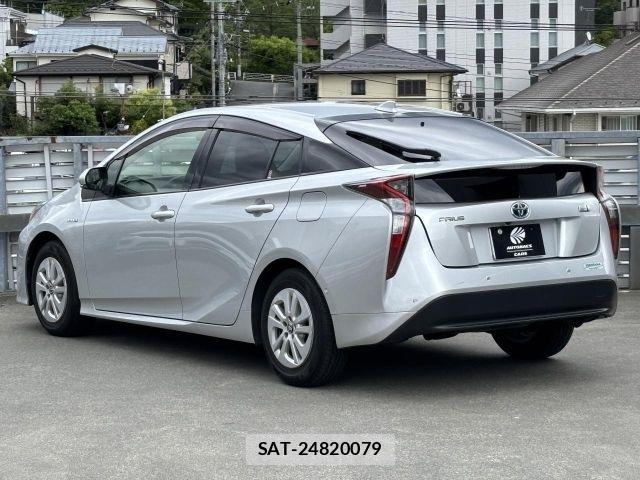 Toyota PRIUS 2018-02 7272726-26