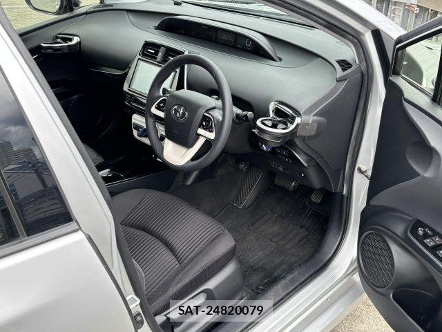 Toyota PRIUS 2018-02 7272726-3