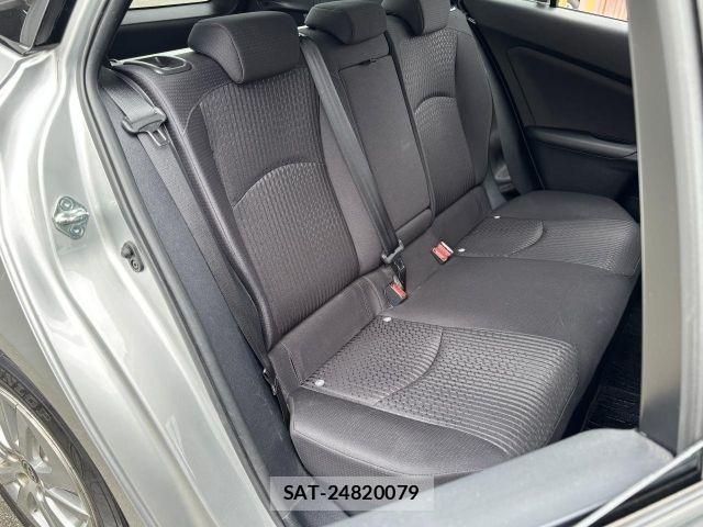 Toyota PRIUS 2018-02 7272726-6