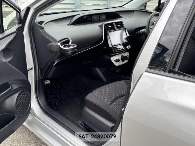 Toyota PRIUS 2018-02 7272726-7