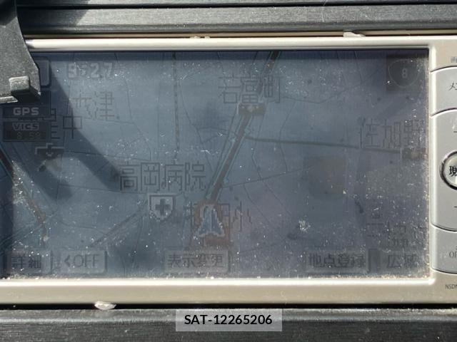 Toyota PRIUS 2010-02 7272739-15