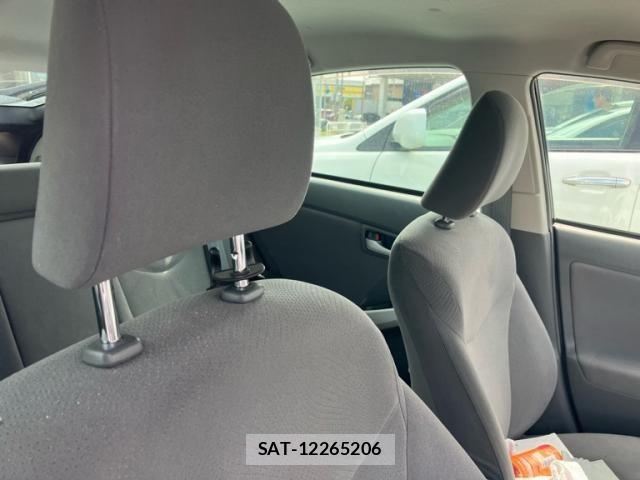 Toyota PRIUS 2010-02 7272739-8