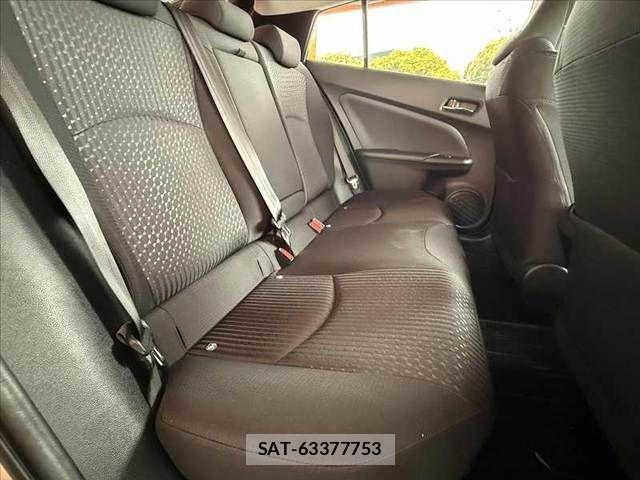 Toyota PRIUS 2017-05 7272729-17