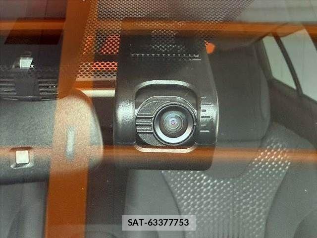 Toyota PRIUS 2017-05 7272729-27