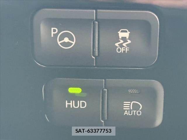 Toyota PRIUS 2017-05 7272729-3