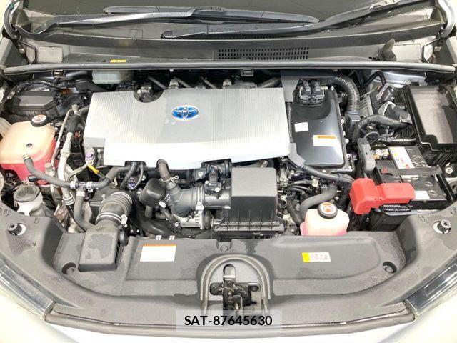 Toyota PRIUS 2017-06 7272728-17
