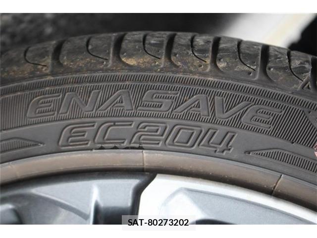 Toyota PRIUS 2023-02 7272710-11
