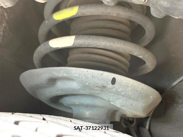 Toyota PRIUS 2017-05 7272719-19