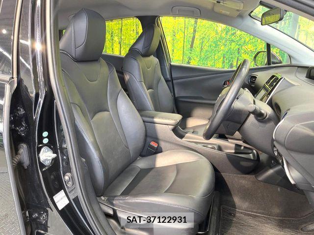 Toyota PRIUS 2017-05 7272719-7