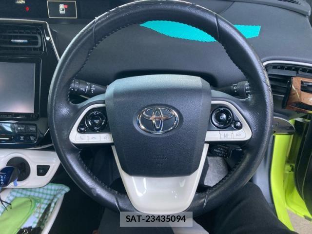 Toyota PRIUS 2016-07 7272734-15