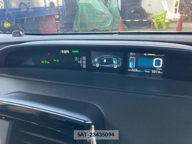Toyota PRIUS 2016-07 7272734-18