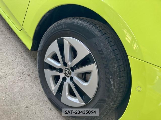 Toyota PRIUS 2016-07 7272734-7