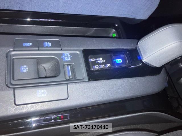 Toyota PRIUS 2023-06 7272711-18