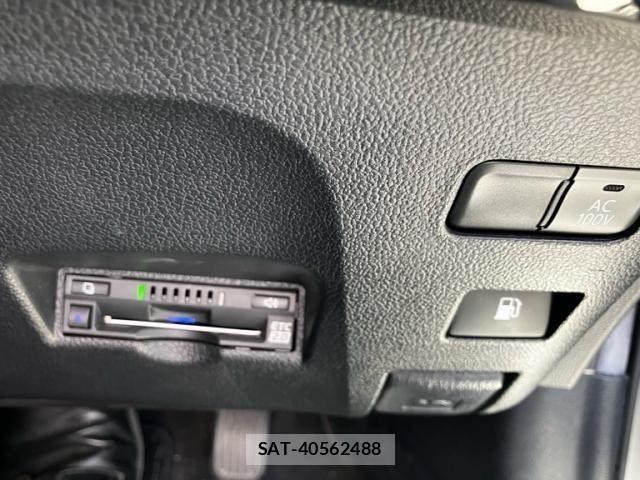 Toyota PRIUS 2021-09 7272717-12