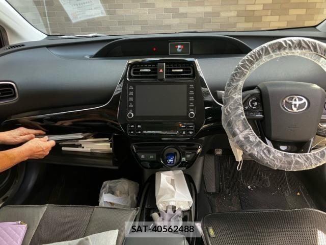 Toyota PRIUS 2021-09 7272717-6
