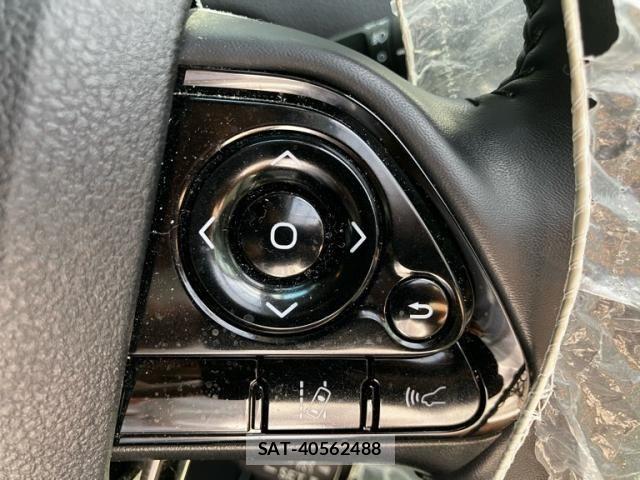 Toyota PRIUS 2021-09 7272717-8