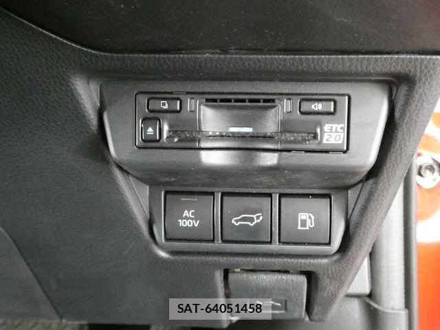Toyota PRIUS 2023-04 7272721-19