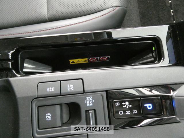 Toyota PRIUS 2023-04 7272721-24