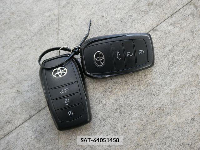 Toyota PRIUS 2023-04 7272721-29